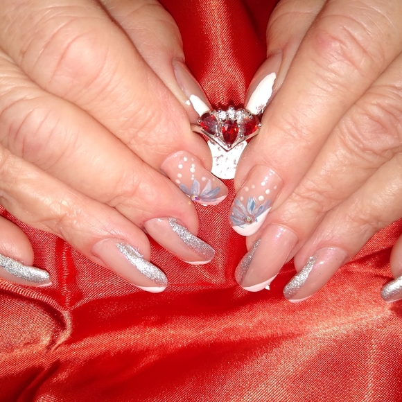 Crown Jewel Red Garnet Fashion Ring - Picture 6 of 13